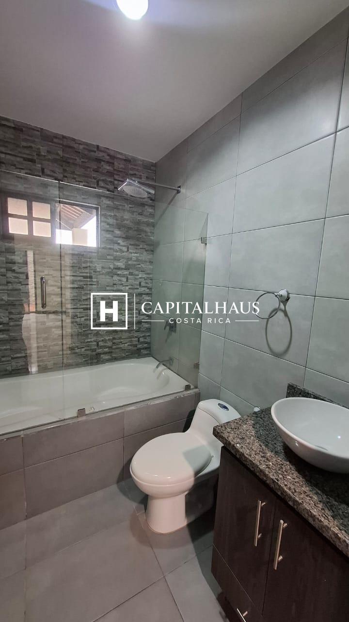 Casa Condominio La Rueda 12