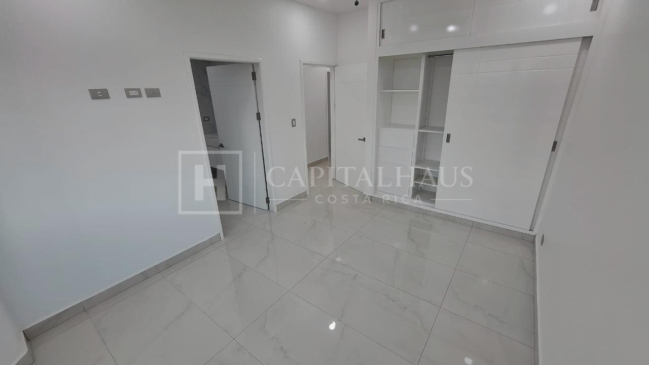 Apartamento Premium Sabanilla 14