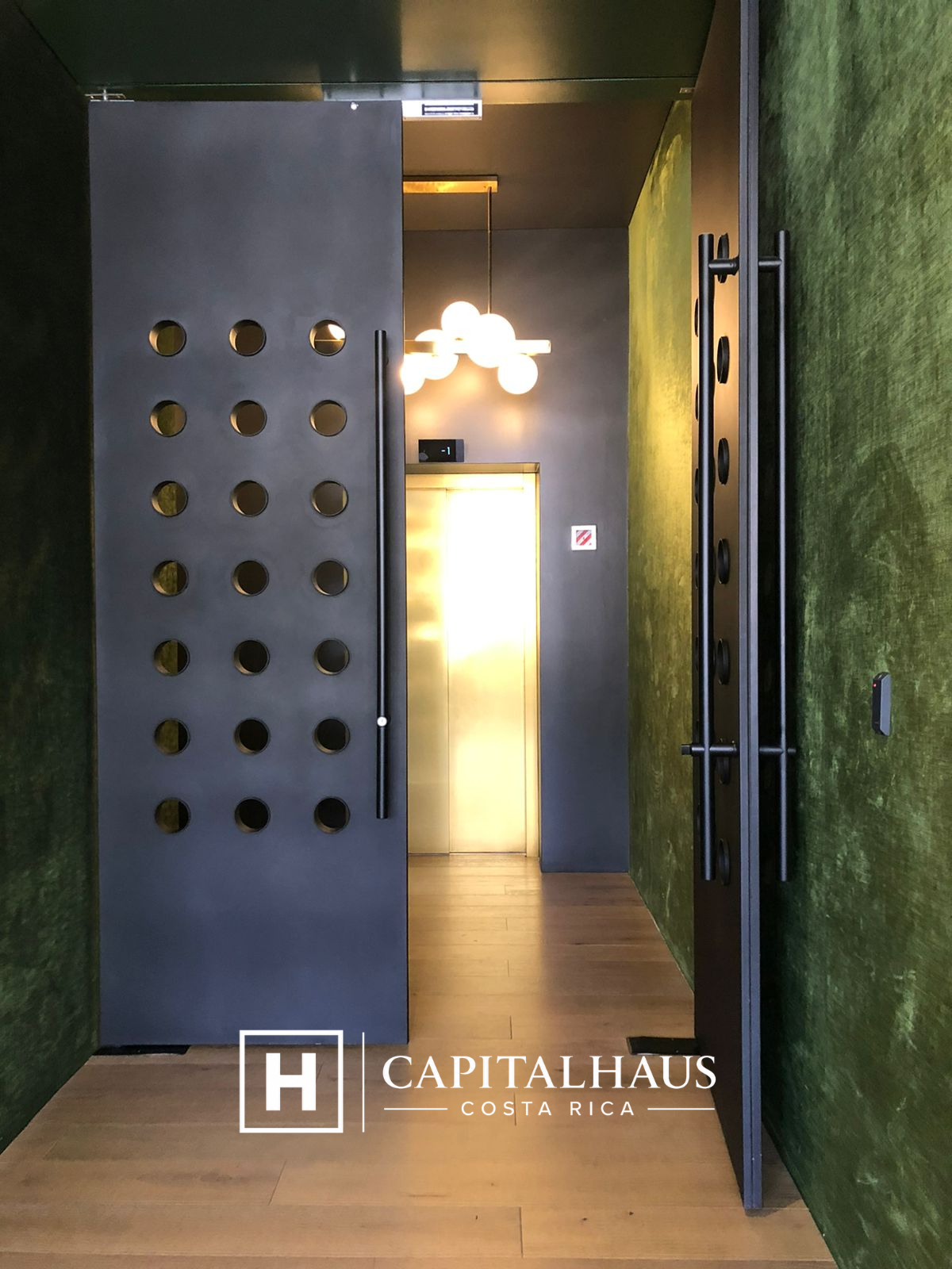 Cosmopolitan Tower 13