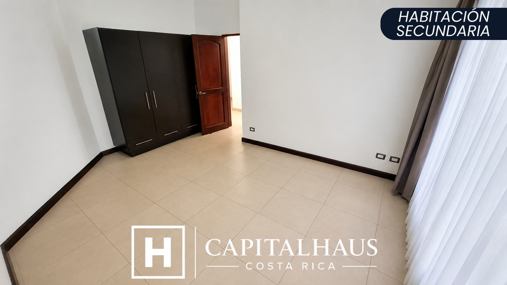 Casa Premium Santa Ana 30